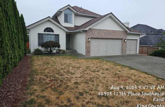 Kent East Hill 2 story home in Hurters Run Too, 3 bed 2.5 bath, 2 car garage and large fenced yard! Available April 5th!!! photos photos