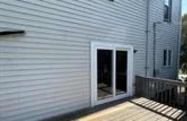 97 RIDGE Road Gallery 3