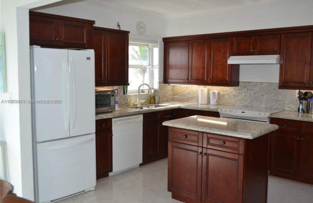 3850 Galt Ocean Drive 111, Fort Lauderdale, FL 33308 photos photos