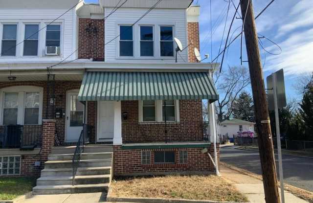 254 CEDAR AVENUE - 254 Cedar Avenue, Woodlynne, NJ 08107