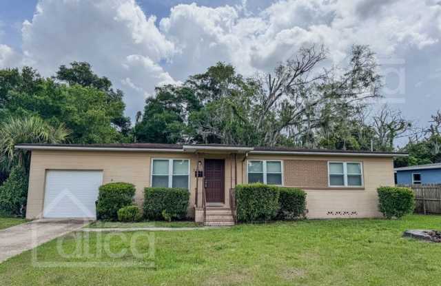 2845 Holly Point Dr photos photos