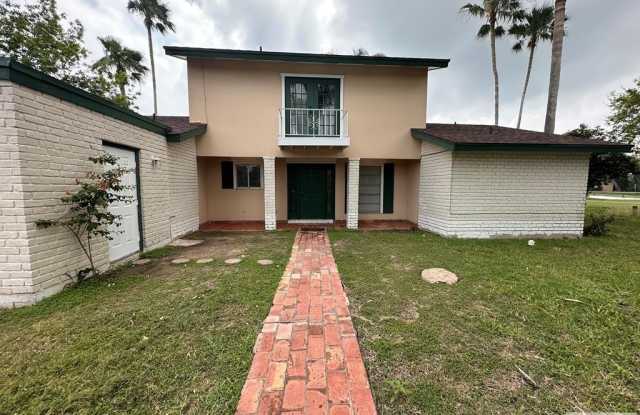 704 ZAPATA AVE. Gallery 1