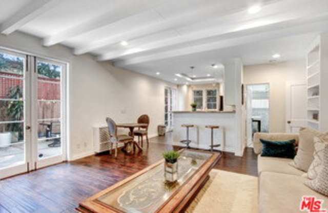 1360 North Crescent Heights Boulevard Gallery 3