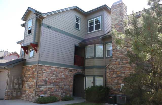 Cozy Two Bedroom Condo photos photos