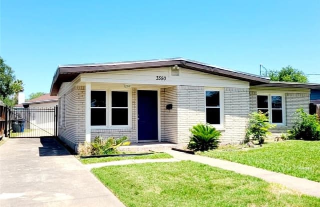 3550 Santa Fe St - 3550 Santa Fe Street, Corpus Christi, TX 78411