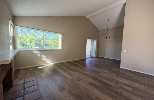 3180 Little Mountain Drive Gallery 4