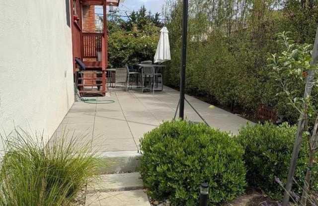 319 Helen DR Gallery 4