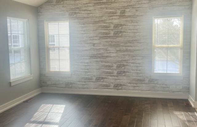 1270 Shamrock Lane Gallery 2