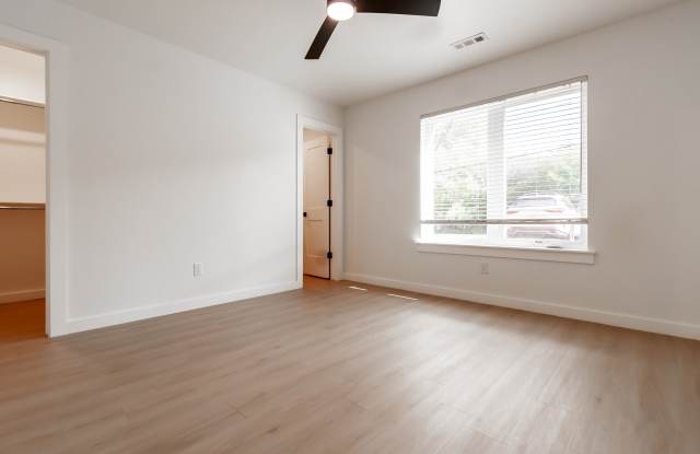 1467 West Hendon Street - 102 Gallery 4