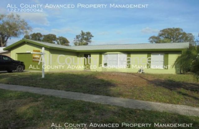 1101 Webb Dr - 1101 Webb Dr, Clearwater, FL 33755