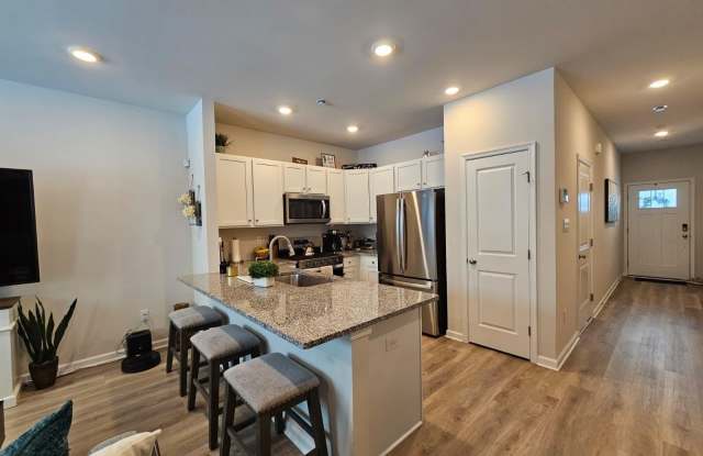 33 ALEXANDER WAY photos photos