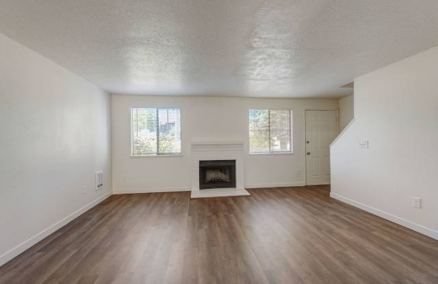 Brookwood Firs Townhomes photos photos
