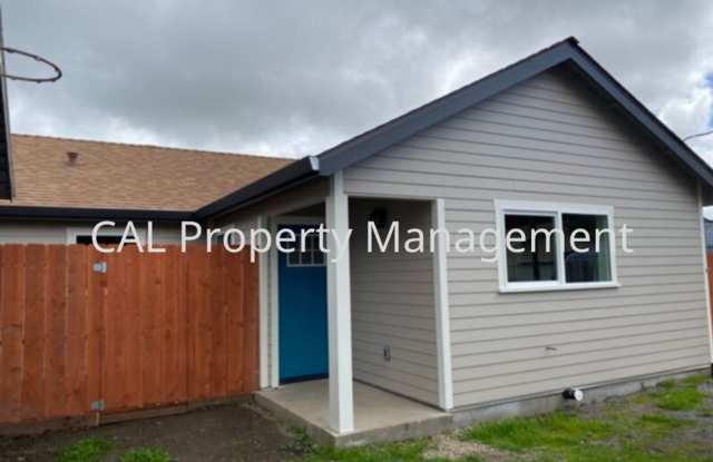 3 Bed/2 Bath Single Level Home! photos photos