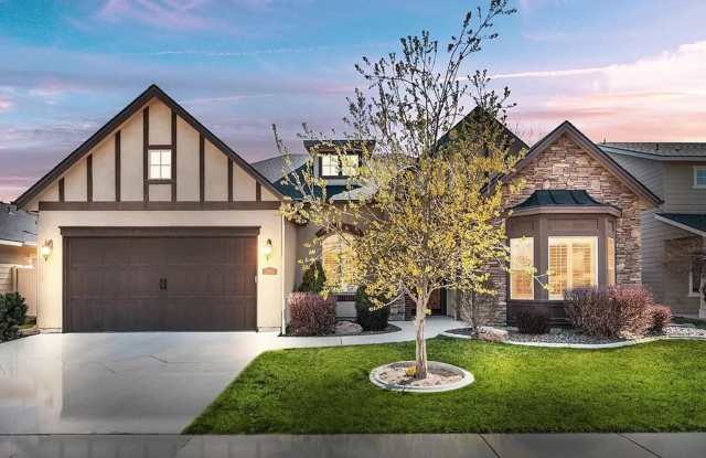 Gorgeous 3 bed 2 bath home in the heard of Meridian in the Crossfield Sub, just off Linder and Ustick Rd . photos photos