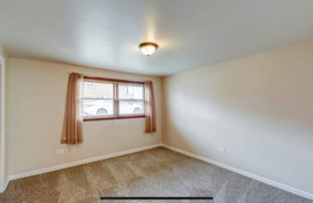 275 Wayne Court Gallery 3