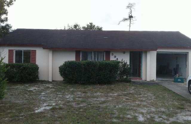 1ST MONTH FREE RENT 2 Bed 1 Bath Home with 1 Car Garage | Pet Friendly | Washer Dryer Hook Ups | Section 8 Welcome photos photos