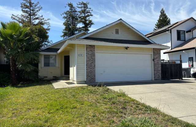 Charming 3 Bed, 2 Bath Home with 2-Car Garage – Rent Ready! photos photos