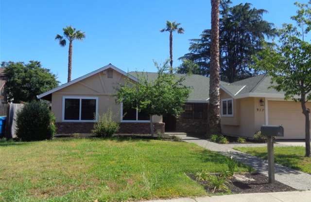 911 Mariposa Drive - 911 Mariposa Drive, Yuba City, CA 95991