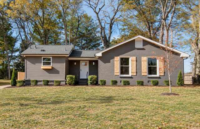 217 Oxford Dr, Franklin, TN 37064 | Fully Renovated, Minutes to Downtown Franklin Gallery 3