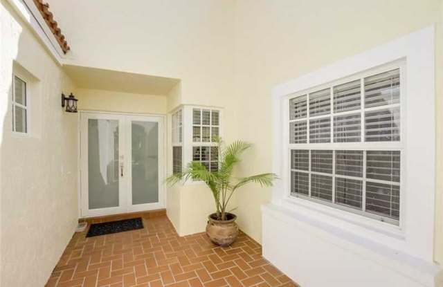 1311 Bayview Cir Gallery 2