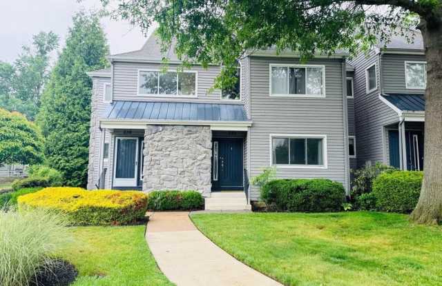 835 CHANTICLEER DRIVE photos photos