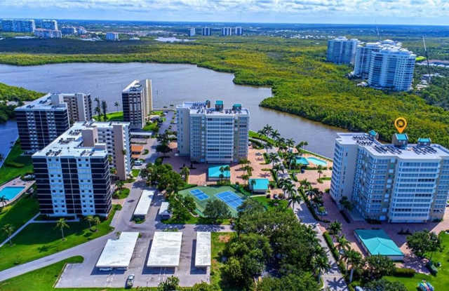 21 Bluebill Ave unit: 902 photos photos