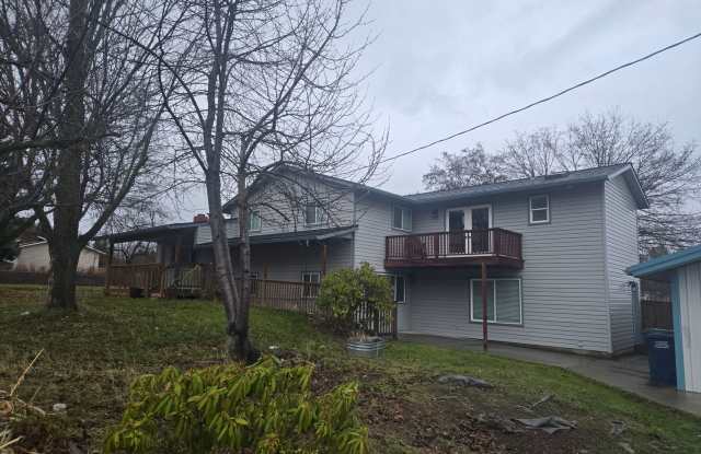 Stunning 5-Bedroom Home on Nearly 1 Acre – Fully Fenced w/ Treehouse | Indian Meadows | Coeur d’Alene photos photos Stunning 5-Bedroom Home on Nearly 1 Acre – Fully Fenced w/ Treehouse | Indian Meadows | Coeur d’Alene photos photos