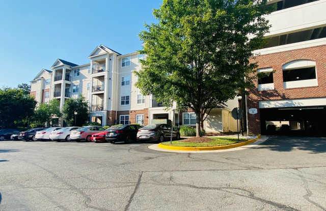 12949 CENTRE PARK CIRCLE - 12949 Centre Park Circle, McNair, VA 20171