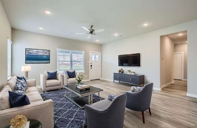 The Residences at Hudson Hollow Gallery 3