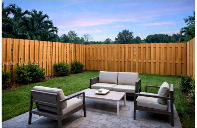 27640 SW 156th Ct photos photos
