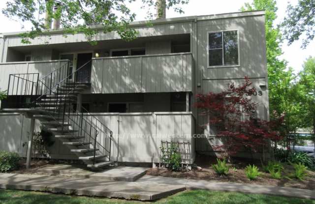 Campbell Condo 2 Bedroom, 2 Bath - 2nd Floor - 903 Apricot Avenue, Campbell, CA 95008
