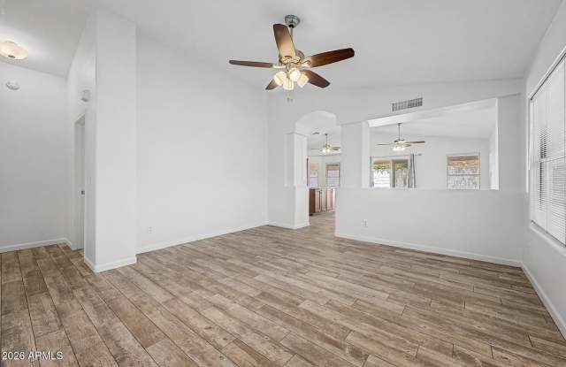 4348 E CAMPO BELLO Drive Gallery 3