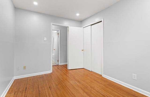 11 SYCAMORE DRIVE photos photos