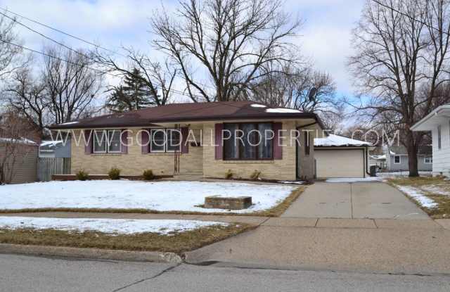 3 Bedroom Ranch in Urbandale photos photos