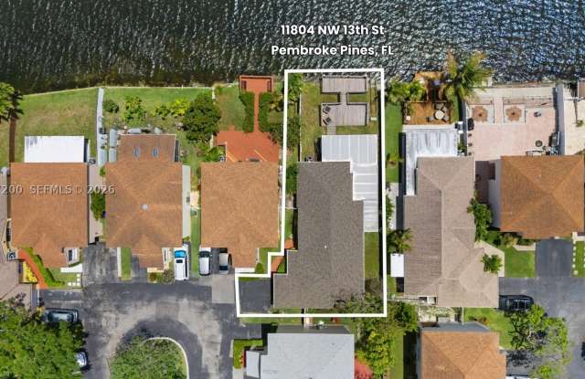 11804 NW 13th St photos photos