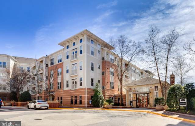 9480 VIRGINIA CENTER BOULEVARD - 9480 Virginia Center Boulevard, Oakton, VA 22181