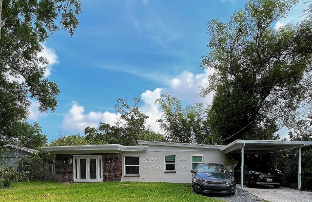 3911 W Pearl Ave - 3911 West Pearl Avenue, Tampa, FL 33611
