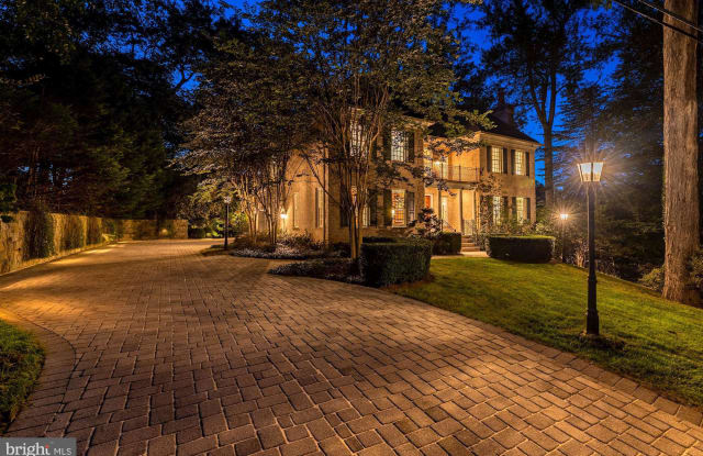 916 MACKALL AVENUE - 916 Mackall Avenue, McLean, VA 22101