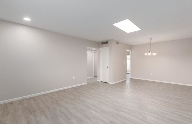12638 N 105TH Avenue Gallery 4