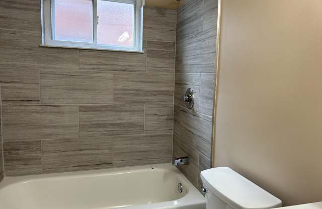 1603 Beaupre Ave Avenue - 1603 Beaupre Avenue, Madison Heights, MI 48071