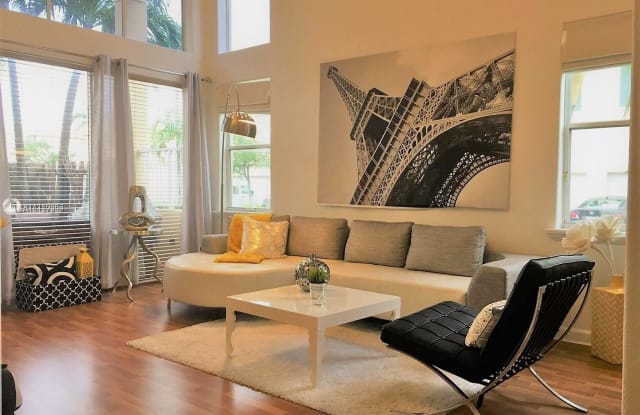 5558 NW 113th Ave - 5558 Northwest 113th Avenue, Doral, FL 33178