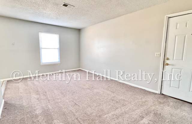 5808 North Main Street photos photos