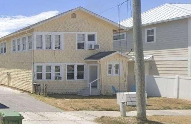 1724 1ST Street N unit: 1 photos photos
