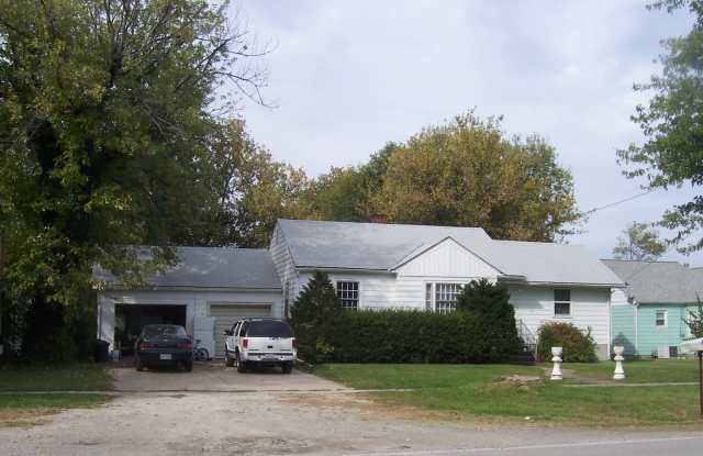252 E North Ave photos photos