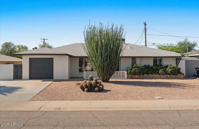8617 E PALM Lane photos photos