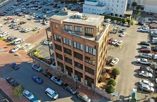 208 BIENVILLE Street photos photos