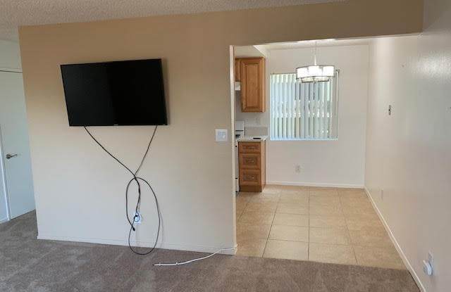 1056 Carob Way Gallery 3