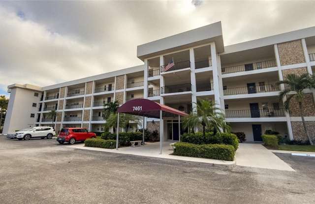 7461 W COUNTRY CLUB DRIVE N photos photos