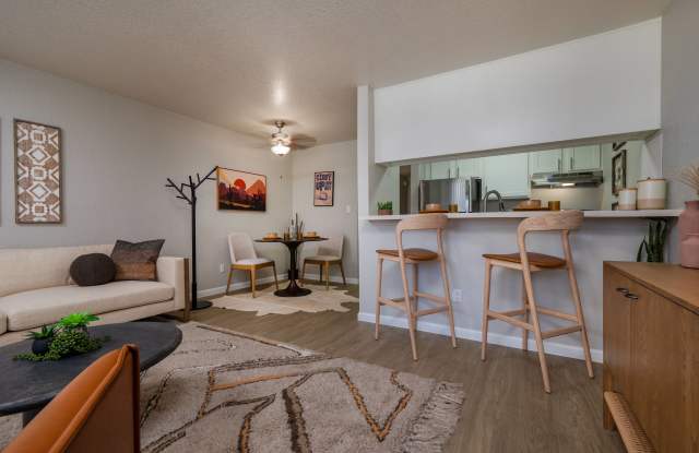 Peaks at Sandia View Gallery 4