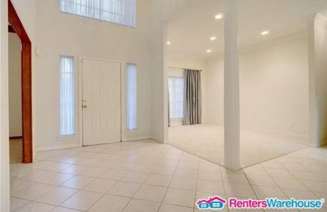 8332 Thorncrest Court Gallery 3